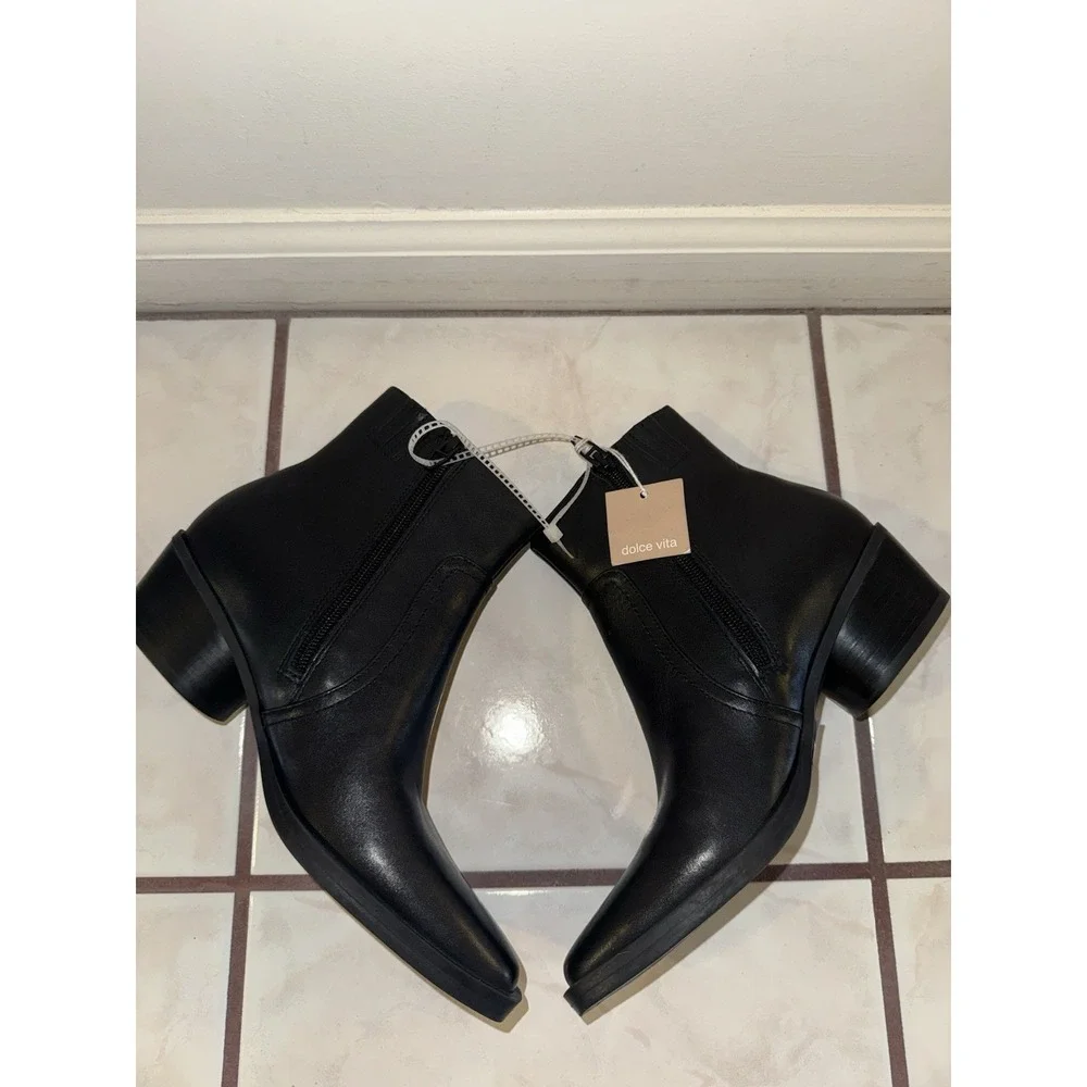 NWOB‎ Dolce Vita womens Fahari H2o Boots Size 6